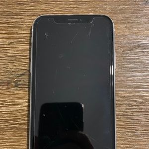 iPhone XR - White - Excellent Condition
